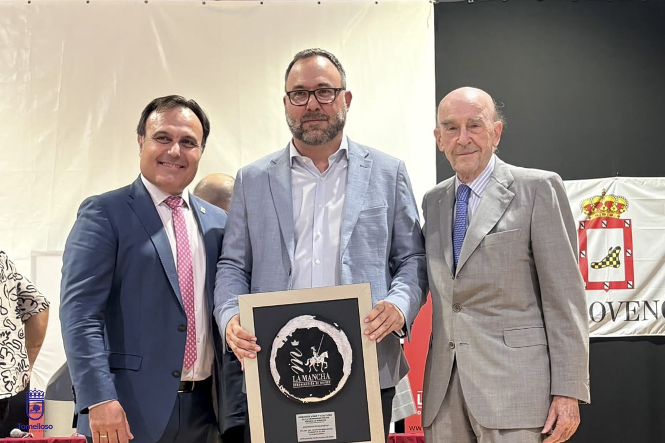 La DO La Mancha reconoce la apuesta del Ayuntamiento de Tomelloso por el enoturismo sostenible e innovador