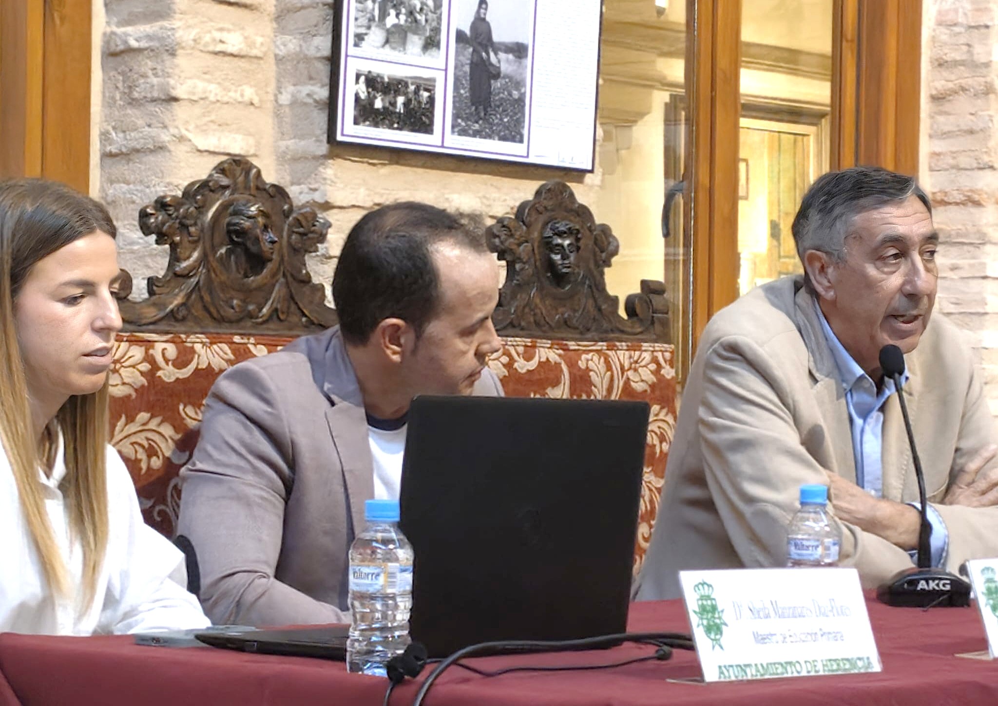 El Gobierno de Castilla-La Mancha defiende en Herencia la escuela rural como garantía de igualdad, calidad educativa y futuro para los pueblos 1 El Gobierno de Castilla-La Mancha defiende en Herencia la escuela rural como garantía de igualdad, calidad educativa y futuro para los pueblos
