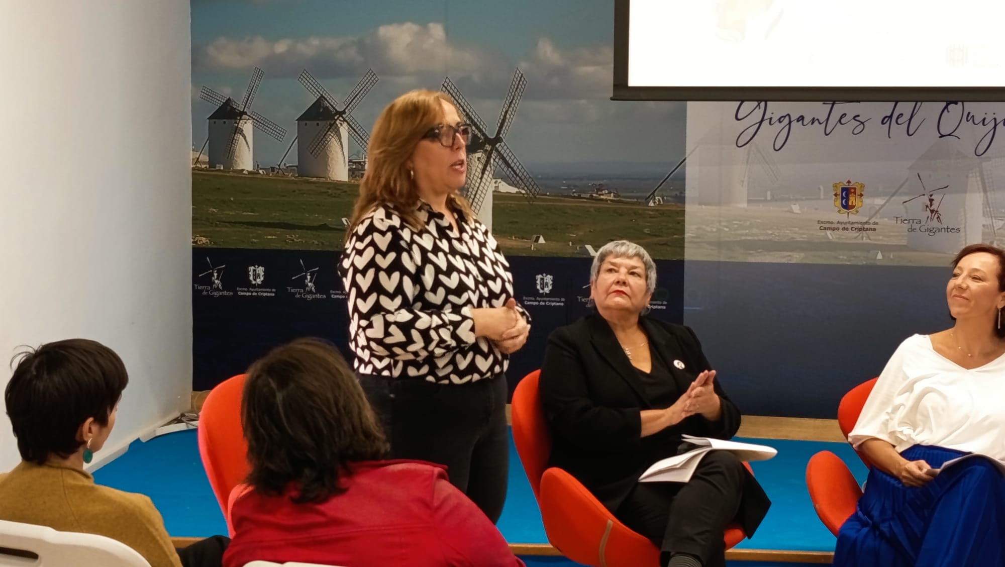 Castilla-La Mancha reivindica en SONAMOS el papel esencial de las mujeres creadoras en la cultura 2 El Gobierno de Castilla-La Mancha destaca la contribución imprescindible de las mujeres creadoras al desarrollo cultural