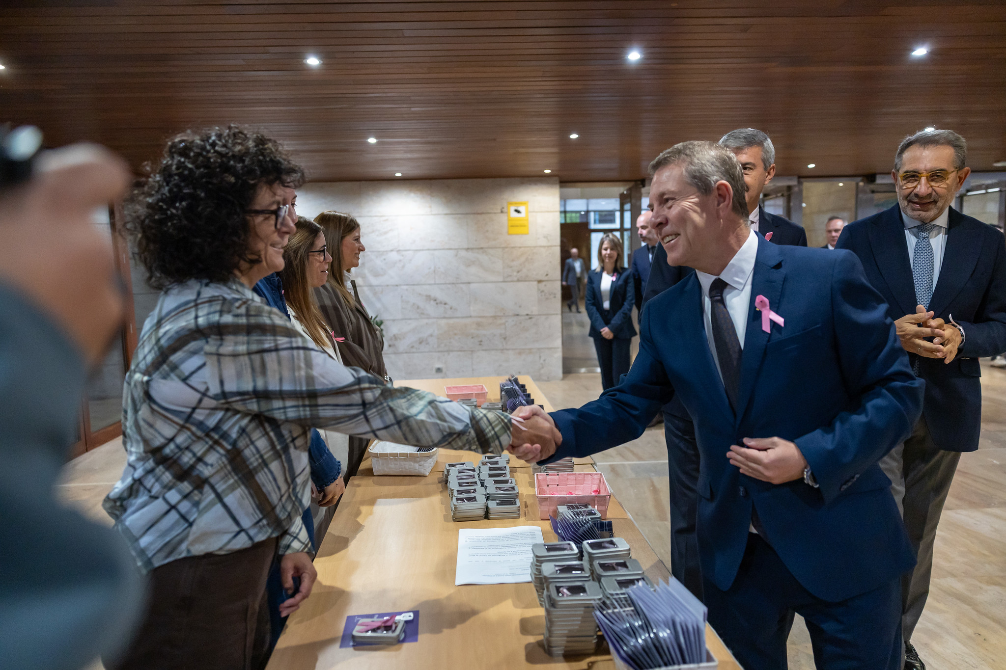 El Gobierno de Castilla-La Mancha presenta el Plan contra el cáncer como un compromiso por la equidad en la prestación de servicios 4 El Gobierno de Castilla-La Mancha presenta el Plan contra el cáncer como un compromiso por la equidad en la prestación de servicios