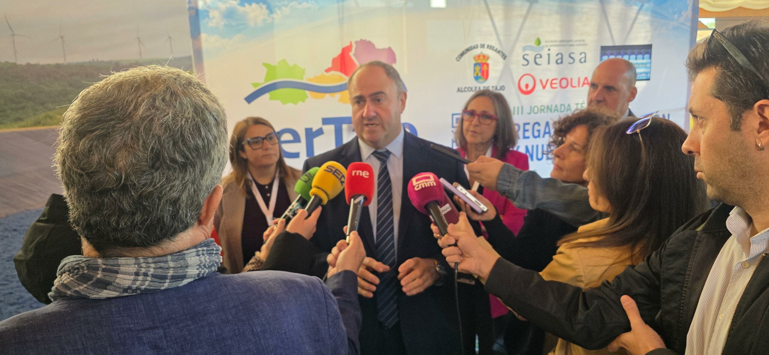 Castilla-La Mancha abona 102,7 millones de la PAC 2026 a más de 66.000 agricultores y ganaderos 1 El Gobierno regional paga a más de 66.000 expedientes el anticipo de los eco regímenes de la campaña de la PAC 2026 que asciende a 102 millones