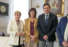 Valverde recibe al Colegio Oficial de Graduados Sociales de Ciudad Real con motivo de la conmemoración de su 25 aniversario El presidente de la Diputación recibe al Colegio Oficial de Graduados Sociales de Ciudad Real con motivo de la conmemoración de su 25 aniversario