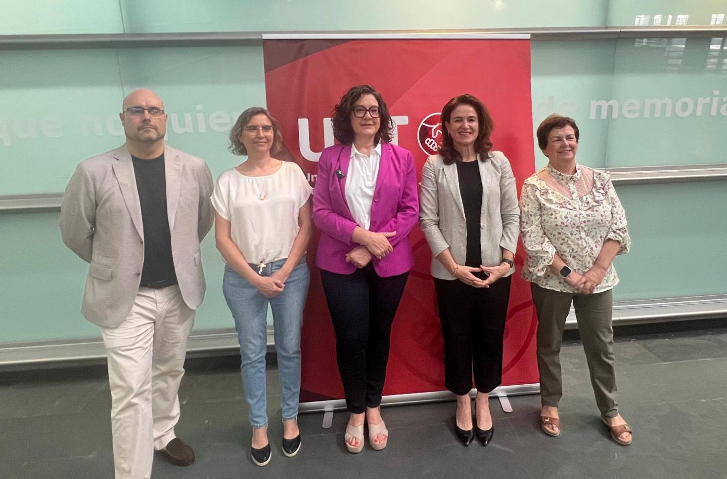 Un estudio de UGT estima que en CLM hay 95.000 empleos en peligro de desaparecer debido a la IA, lo que elevaría la tasa de paro al 20%