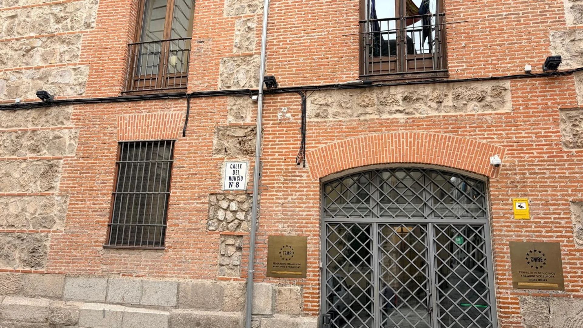 Minuto de silencio por las víctimas de Urda a las 20:00 horas ante los ayuntamientos de España