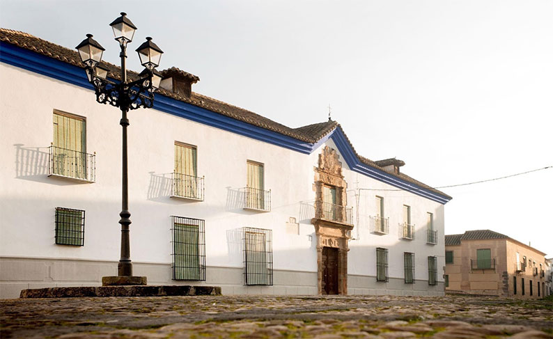 Almagro y Alcaraz competirán por representar a Castilla-La Mancha en la edición de oro de "Juntos Brillamos Más" de Ferrero Rocher 2 Almagro y Alcaraz competirán por representar a Castilla-La Mancha en la edición de oro de "Juntos Brillamos Más" de Ferrero Rocher