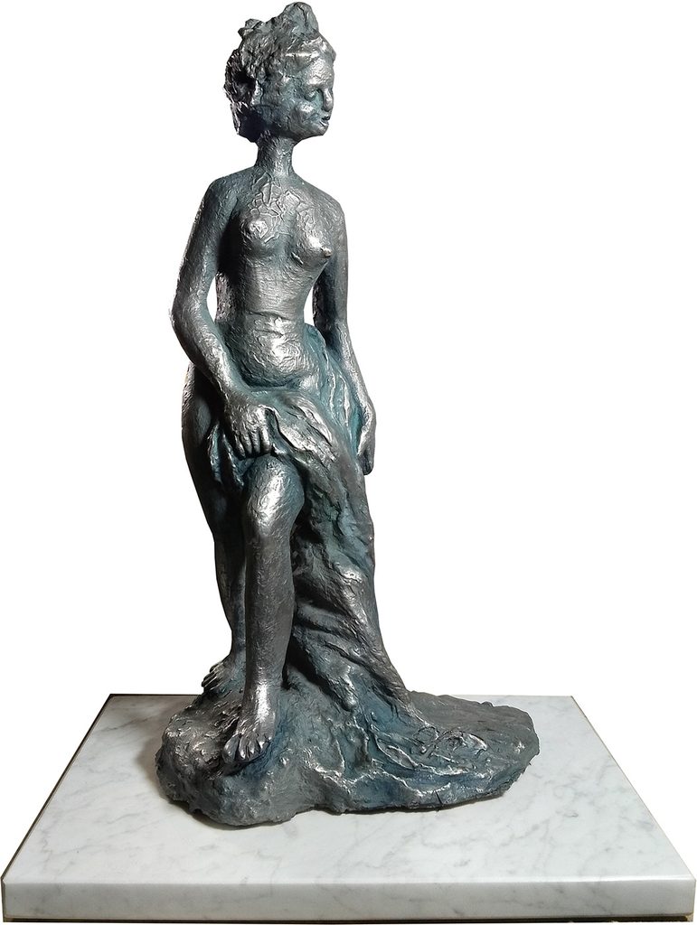 Carmen Belén Serrano expone “Figura de una Reina” en el 45º Certamen de Pequeño Formato de Madrid 2 figuradeunareina 2