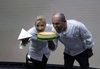 El VI Concurso Nacional de Tarta de Queso Manchego 2026 corona a José Antonio Pintado Mota y Nicoleta Ionela Gherghe Gherghe como ganadores El VI Concurso Nacional de Tarta de Queso Manchego 2026 corona a José Antonio Pintado Mota y Nicoleta Ionela Gherghe Gherghe como ganadores