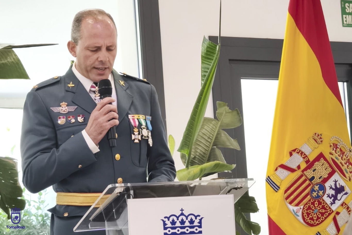 Tomelloso reconoce la labor de la Guardia Civil en el Día del Pilar antes de concederle la Medalla de Oro 9 Javier Navarro destaca la profesionalidad, entrega y vocación de servicio de la Guardia Civil en la celebración de su patrona