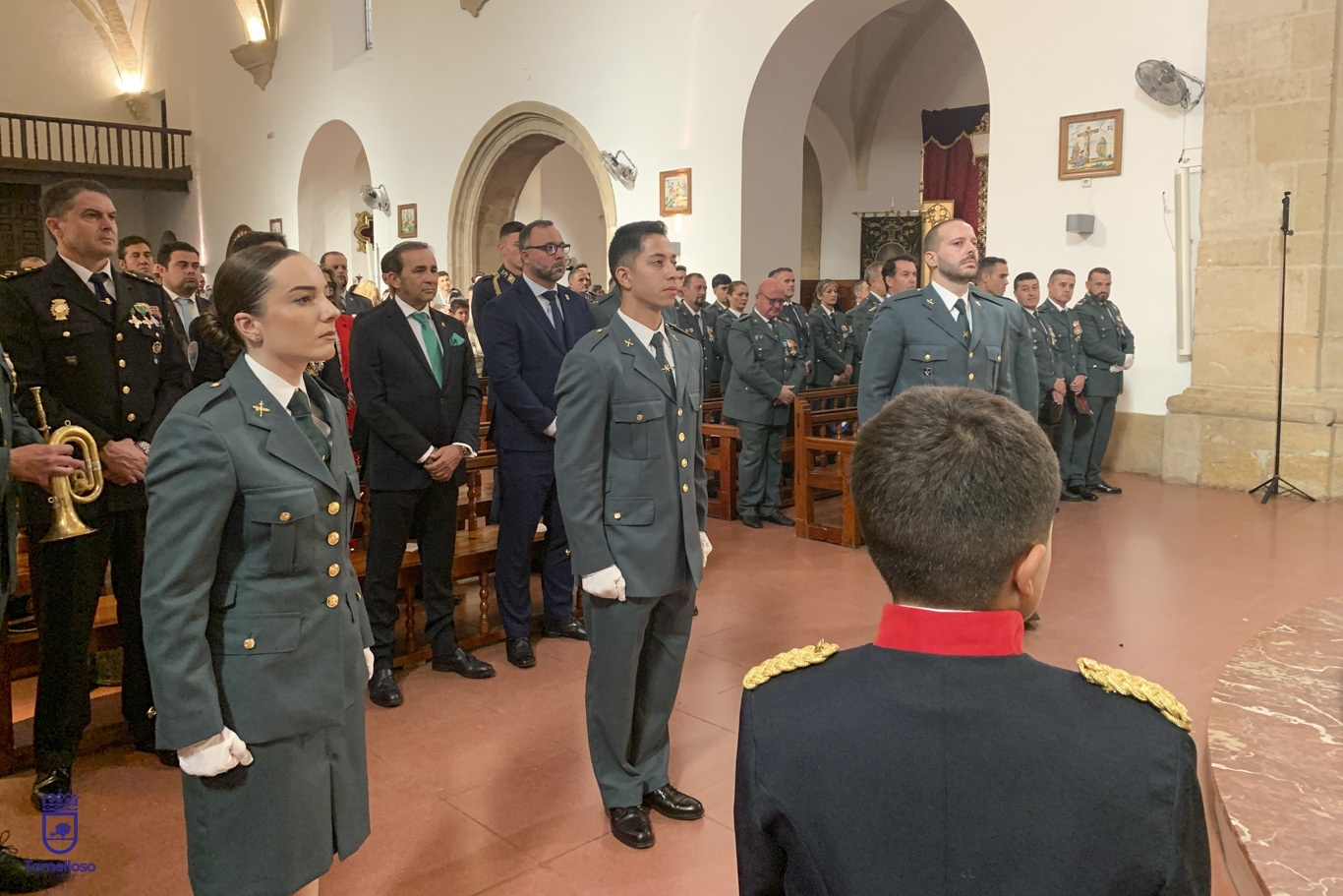 Tomelloso reconoce la labor de la Guardia Civil en el Día del Pilar antes de concederle la Medalla de Oro 7 Javier Navarro destaca la profesionalidad, entrega y vocación de servicio de la Guardia Civil en la celebración de su patrona