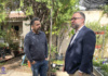Tomiflor, tradición familiar entre flores, jardines y atención personalizada Javier Navarro visita el centro de jardinería de Tomiflor donde ha conocido la actividad del negocio familiar