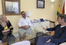 Javier Navarro aborda con el presidente de la Asociación de Empresarios el desarrollo del convenio de colaboración de 2026 Javier Navarro aborda con el presidente de la Asociación de Empresarios el desarrollo del convenio de colaboración de 2026