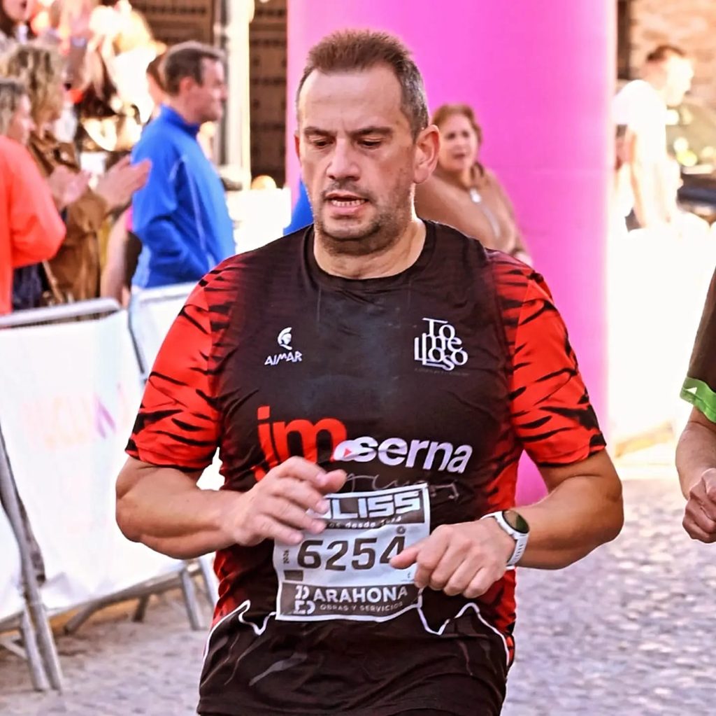 El CDE JM Serna Seguros brilla con dos podios y grandes marcas en el exigente 10K de Socu&eacute;llamos