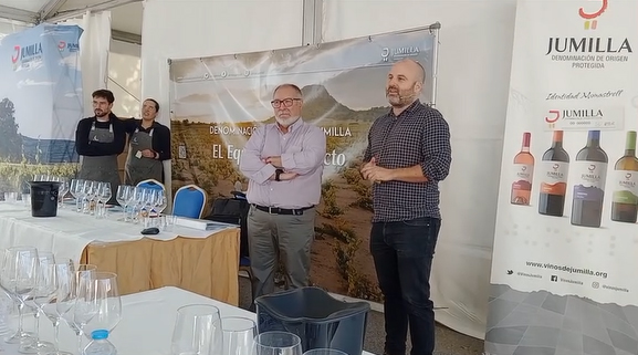 María Victoria Jiménez Quevedo se impone en el II Concurso de Cata a Ciegas de la DO Jumilla 2 María Victoria Jiménez Quevedo se impone en el II Concurso de Cata a Ciegas de la DO Jumilla