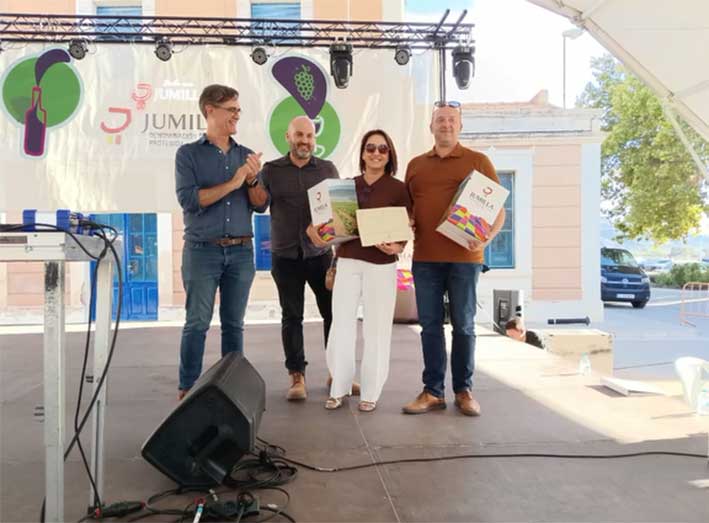 María Victoria Jiménez Quevedo se impone en el II Concurso de Cata a Ciegas de la DO Jumilla 5 María Victoria Jiménez Quevedo se impone en el II Concurso de Cata a Ciegas de la DO Jumilla