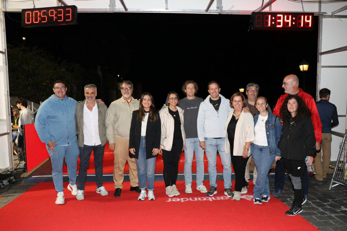 La Nocturna de Toledo reúne a más de 6.700 corredores y estrena una nueva meta junto al Alcázar