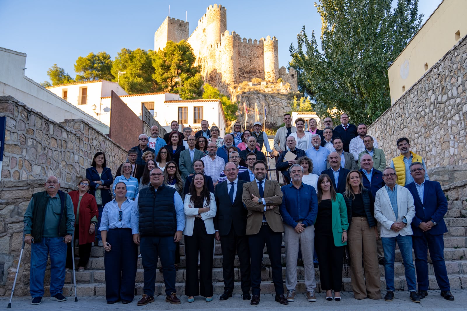 Núñez defiende en Almansa un proyecto conjunto de modernización para la ciudad, Castilla-La Mancha y España