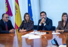 Núñez reclama a Page que apoye el plan de infraestructuras del PP para modernizar Castilla-La Mancha y acabar con años de proyectos pendientes Núñez reclama a Page que apoye el plan de infraestructuras del PP para modernizar Castilla-La Mancha y acabar con años de proyectos pendientes
