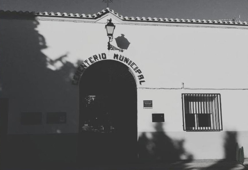 Los Paseos por el Cementerio vuelven el 1 y 2 de noviembre para contar las historias que hay detrás de sus nombres