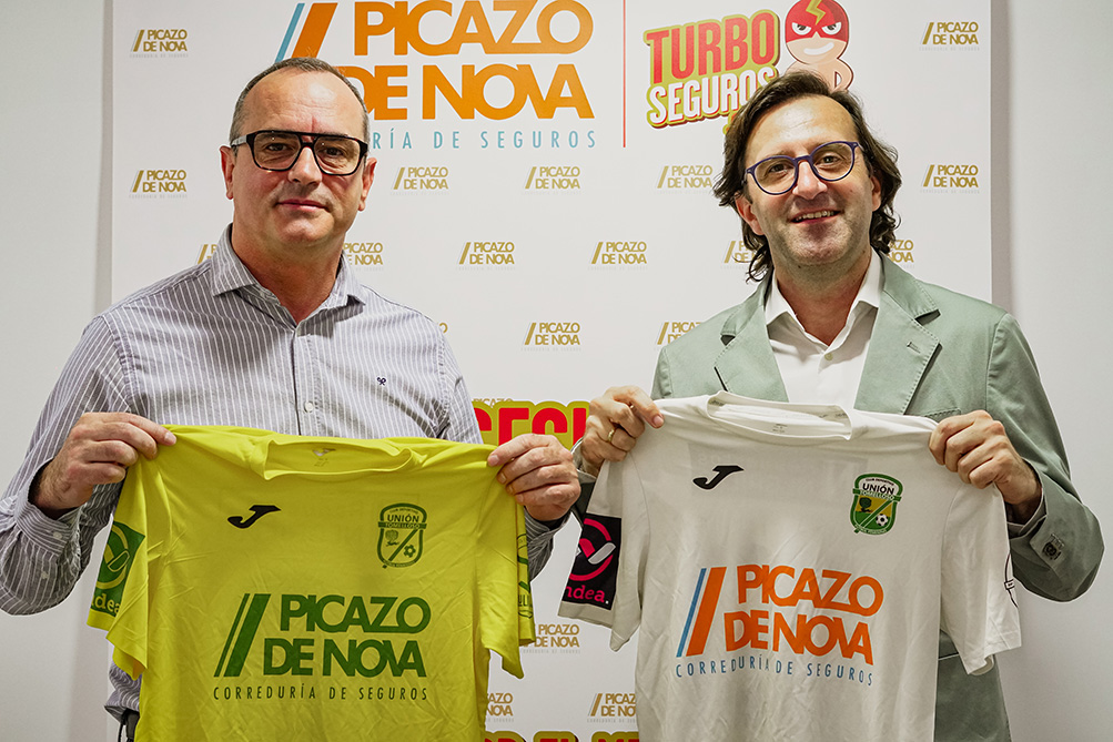 Picazo de Nova renueva su compromiso como patrocinador del CD Unión Tomelloso Femenino 1 picazodenova union femenino 9