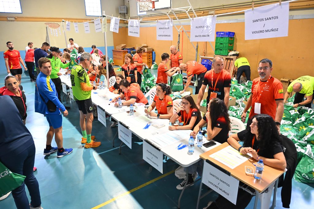 Los Pieles Run hacen historia en la 10K de Tomelloso: correr, ayudar y representar el verdadero espíritu del atletismo popular 8 pielesrun10k2026 4