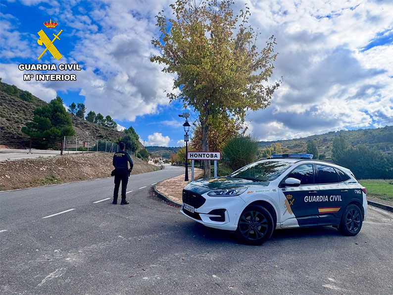 ¡Atraco a punta de cuchillo en Pioz! Roban 8.500 euros de un banco y detienen al presunto autor horas después