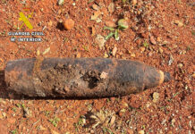 ¡Peligro bajo tierra en Abánades! Un agricultor descubre un proyectil de la Guerra Civil aún cargado de explosivos ¡Peligro bajo tierra en Abánades! Un agricultor descubre un proyectil de la Guerra Civil aún cargado de explosivos