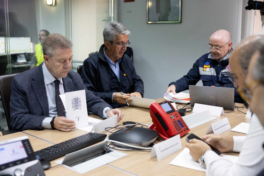 Castilla-La Mancha baja a nivel 1 la emergencia tras la tragedia, con 69 fallecidos y 70 denuncias de desaparición 2 reunin del cecopi por el accidente ferroviario de urda 55620911391 o