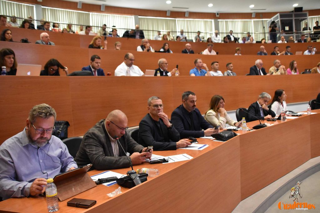 La Cooperativa Virgen de las Viñas sitúa a Tomelloso en el centro del debate europeo sobre el futuro del vino 37 sextareunion intergrupo del vino 03