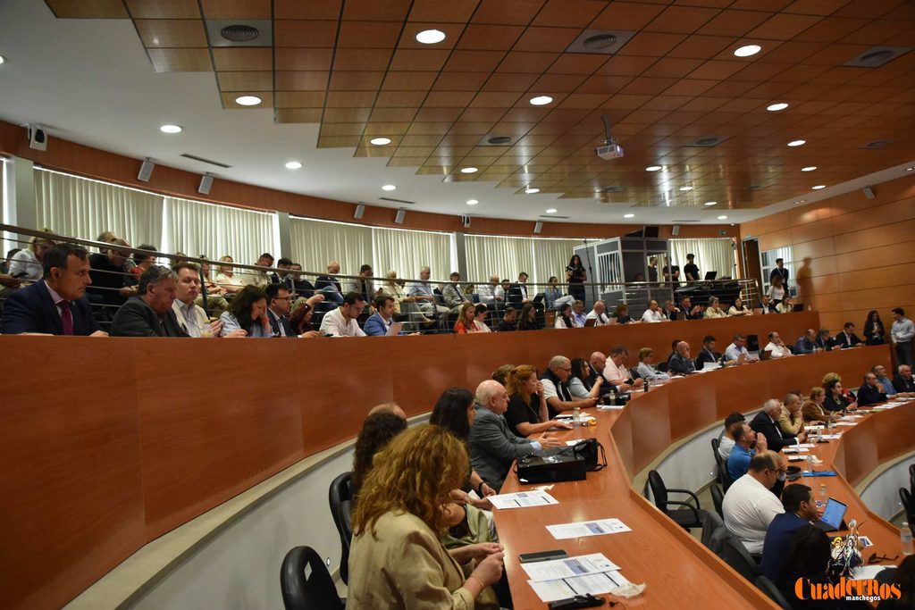 La Cooperativa Virgen de las Viñas sitúa a Tomelloso en el centro del debate europeo sobre el futuro del vino 25 sextareunion intergrupo del vino 15