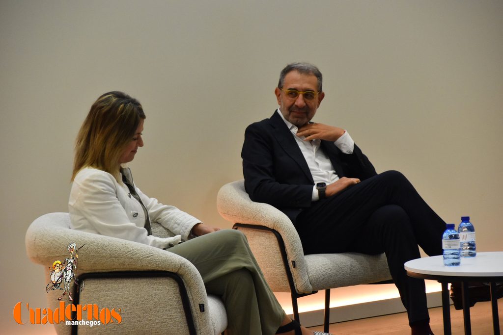Fernández Sanz reivindica la escucha ciudadana en las IV Jornadas SIAP de Tomelloso 7 siap tomelloso 6