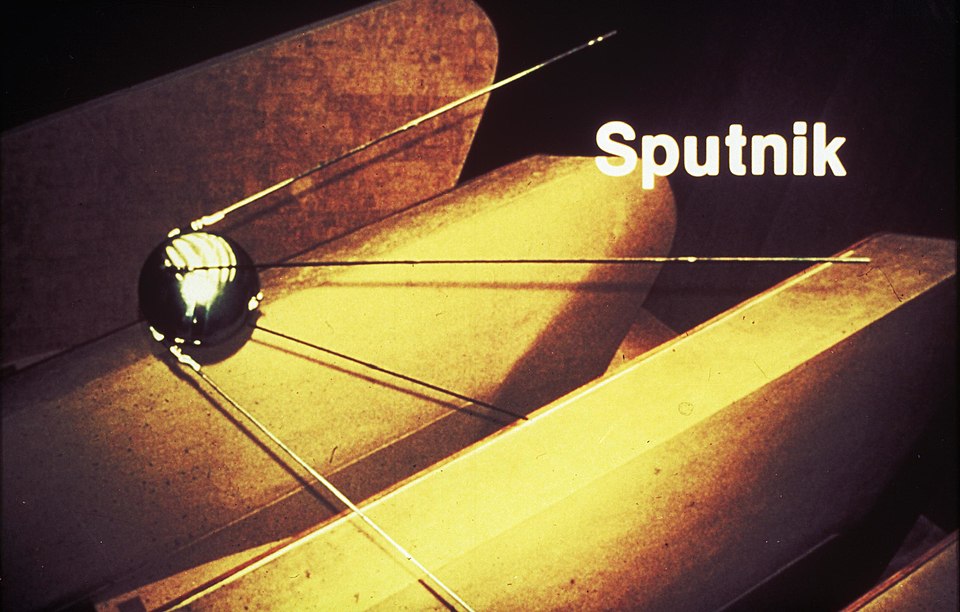 Efemérides del 4 de octubre: el día que el Sputnik abrió la era espacial y en el que el mundo recuerda a San Francisco de Asís