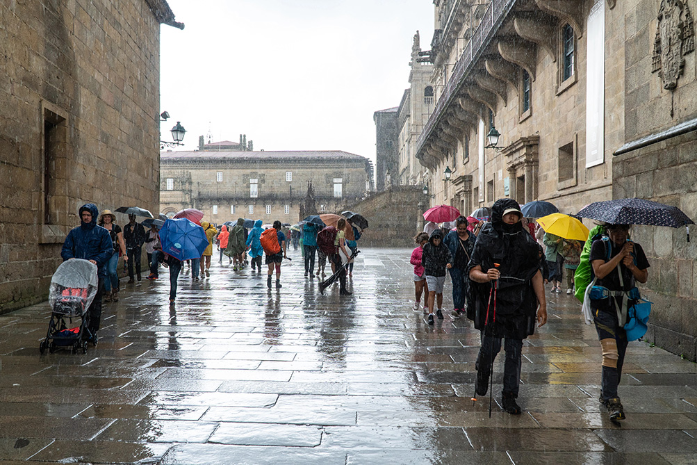 España sigue pendiente de la lluvia este martes: la DANA mantiene una jornada muy inestable