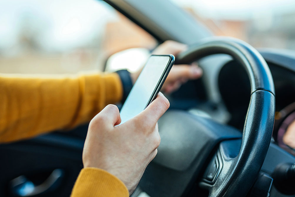 La DGT intensifica los controles por distracciones hasta el 11 de octubre: las cámaras también vigilan el uso del móvil