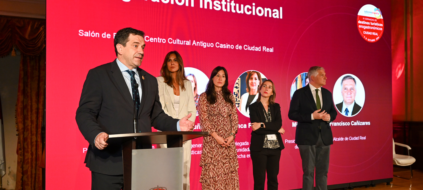 Valverde apuesta por una estrategia común en torno al turismo, la gastronomía y la cultura del vino para generar nuevas oportunidades en la provincia