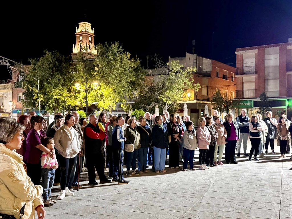 Villacañas guarda un minuto de silencio en memoria de las víctimas del accidente ferroviario en Urda 3 Villacañas guarda un minuto de silencio en memoria de las víctimas del accidente ferroviario en Urda