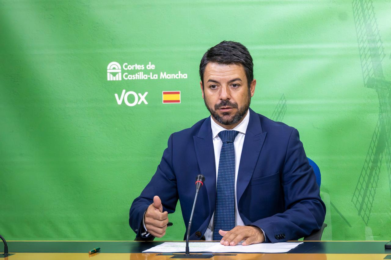 VOX reivindica sus éxitos legislativos y parlamentarios y exige a Page que cumpla con el Pacto Regional por la Caza 